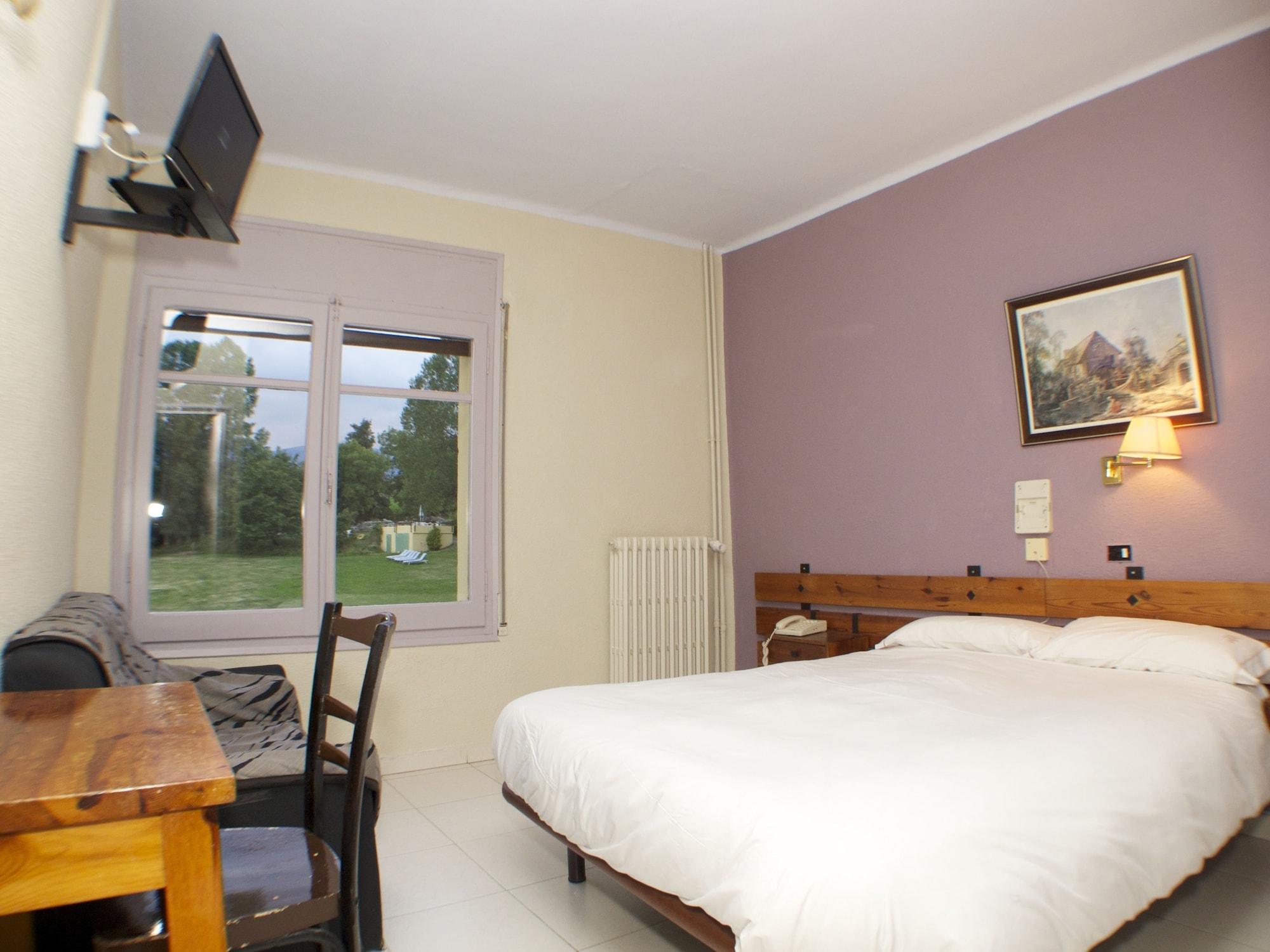 Hotel Mirador Lles Extérieur photo